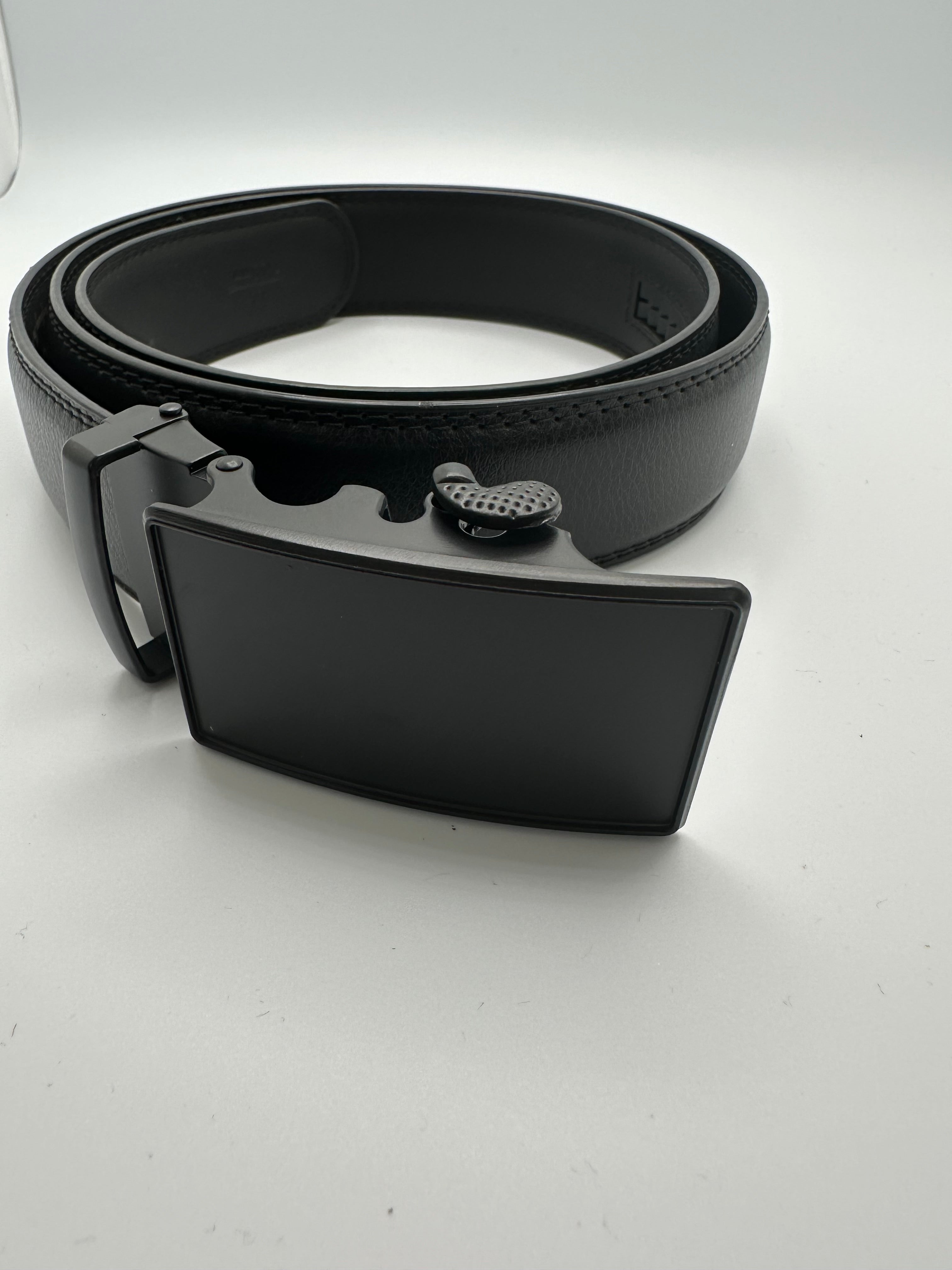 The Sovereign Leather Ratchet Belt | Matte Black Auto-Lock